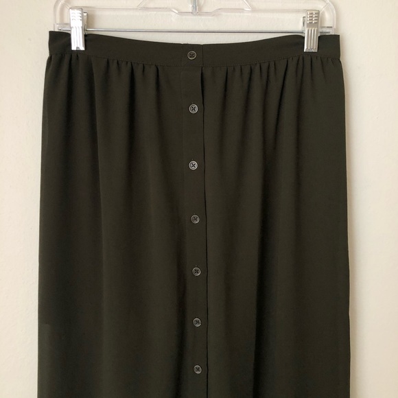 Forever 21 Green Button Front Sheer Maxi Skirt - Picture 3 of 8